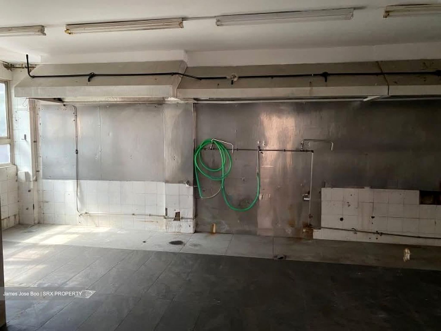 Sembawang Road (D26), Shop House #568097071